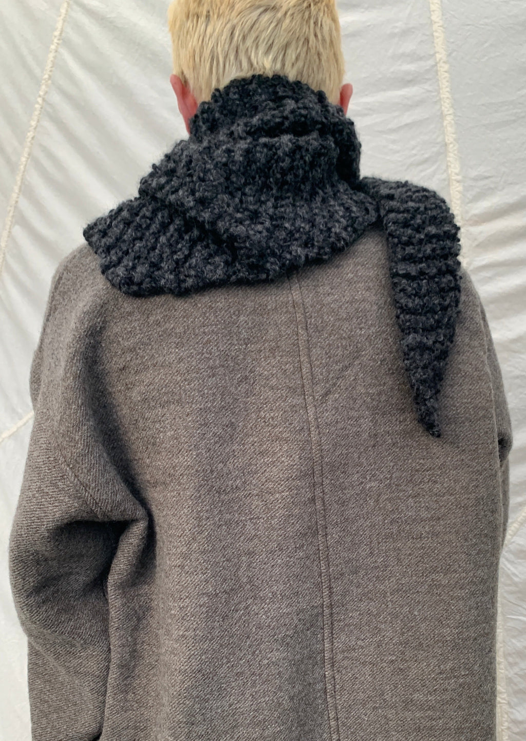 SAFRON Scarf | Knitted Wool Charcoal