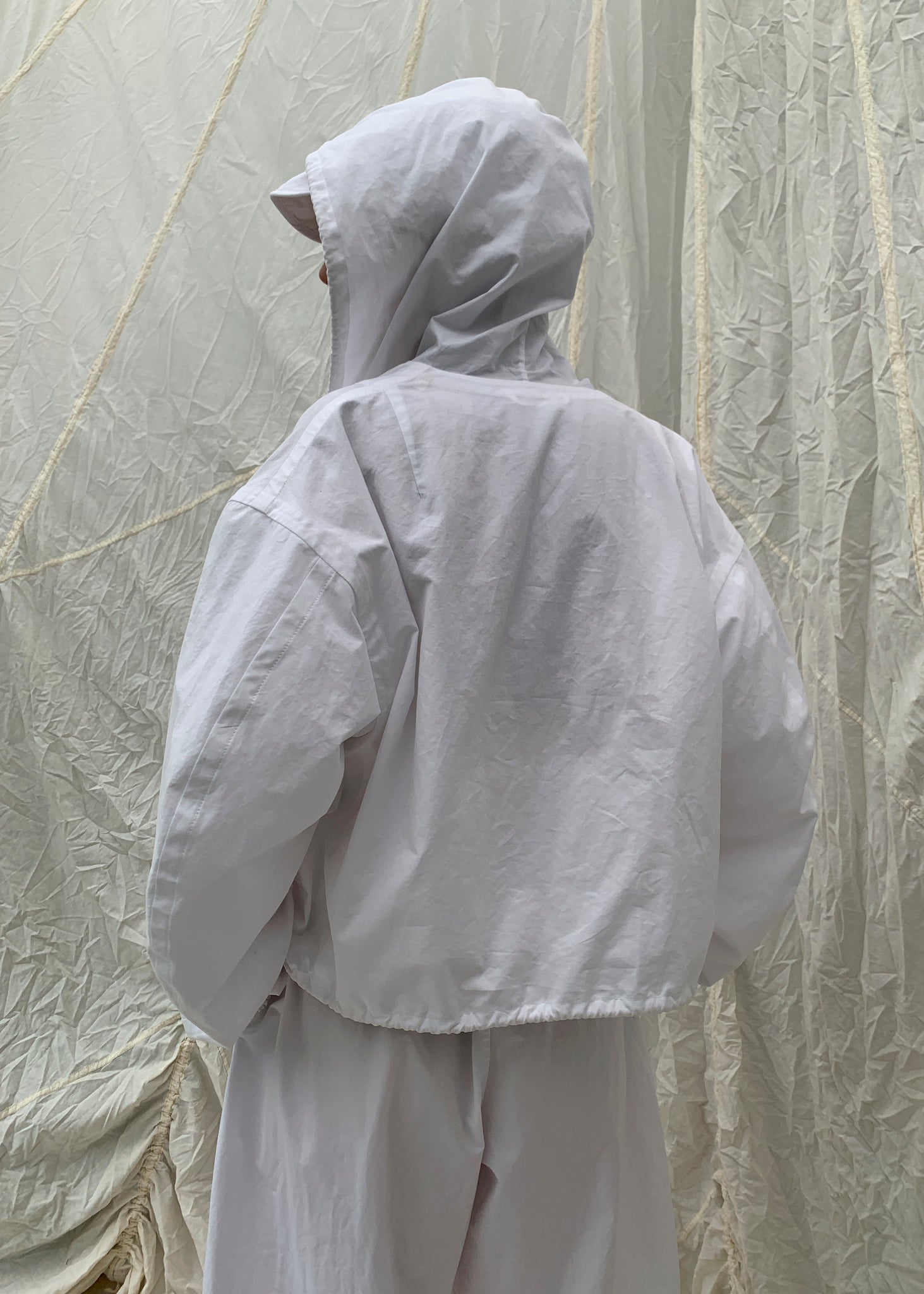 HUCKLE Hoodie | White Poplin