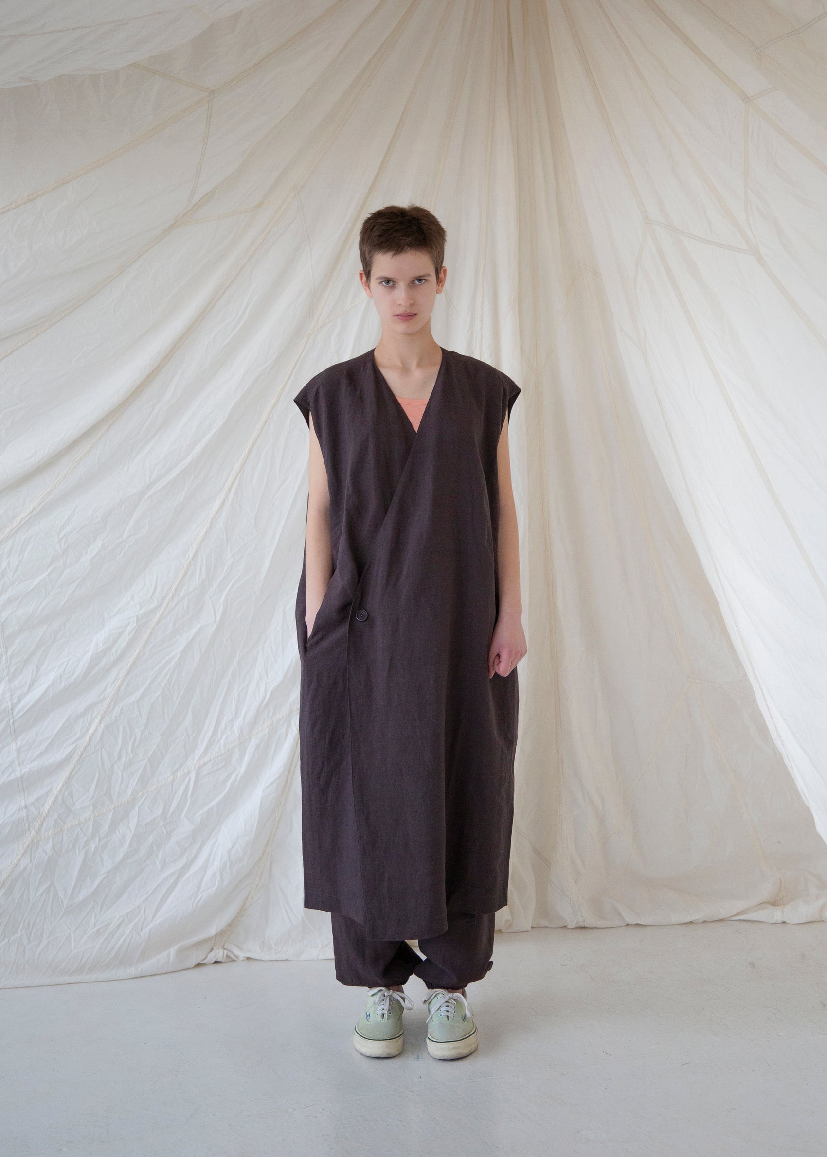 WYATT  Waistcoat | Ebony | Last one